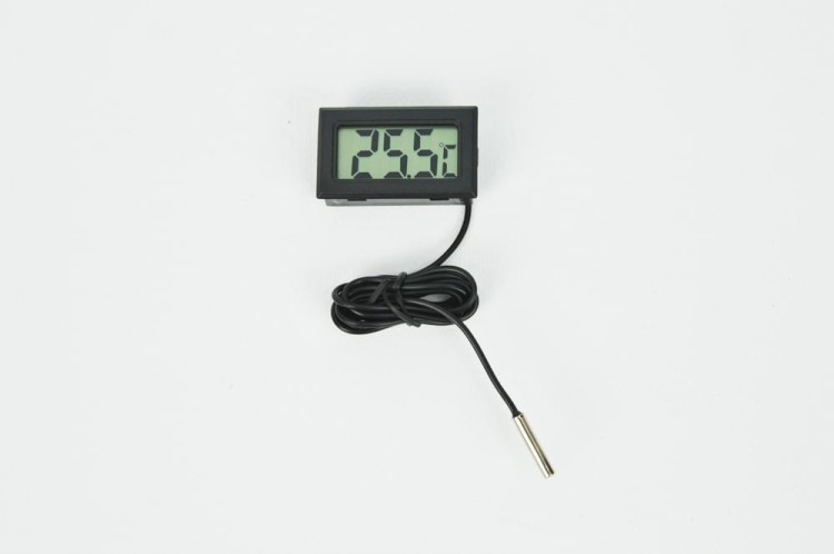 Termometr tablicowy mały LCD z sondą -50 +110st C