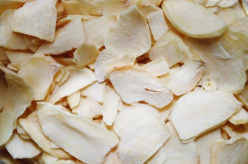 Czosnek płatki 100g*